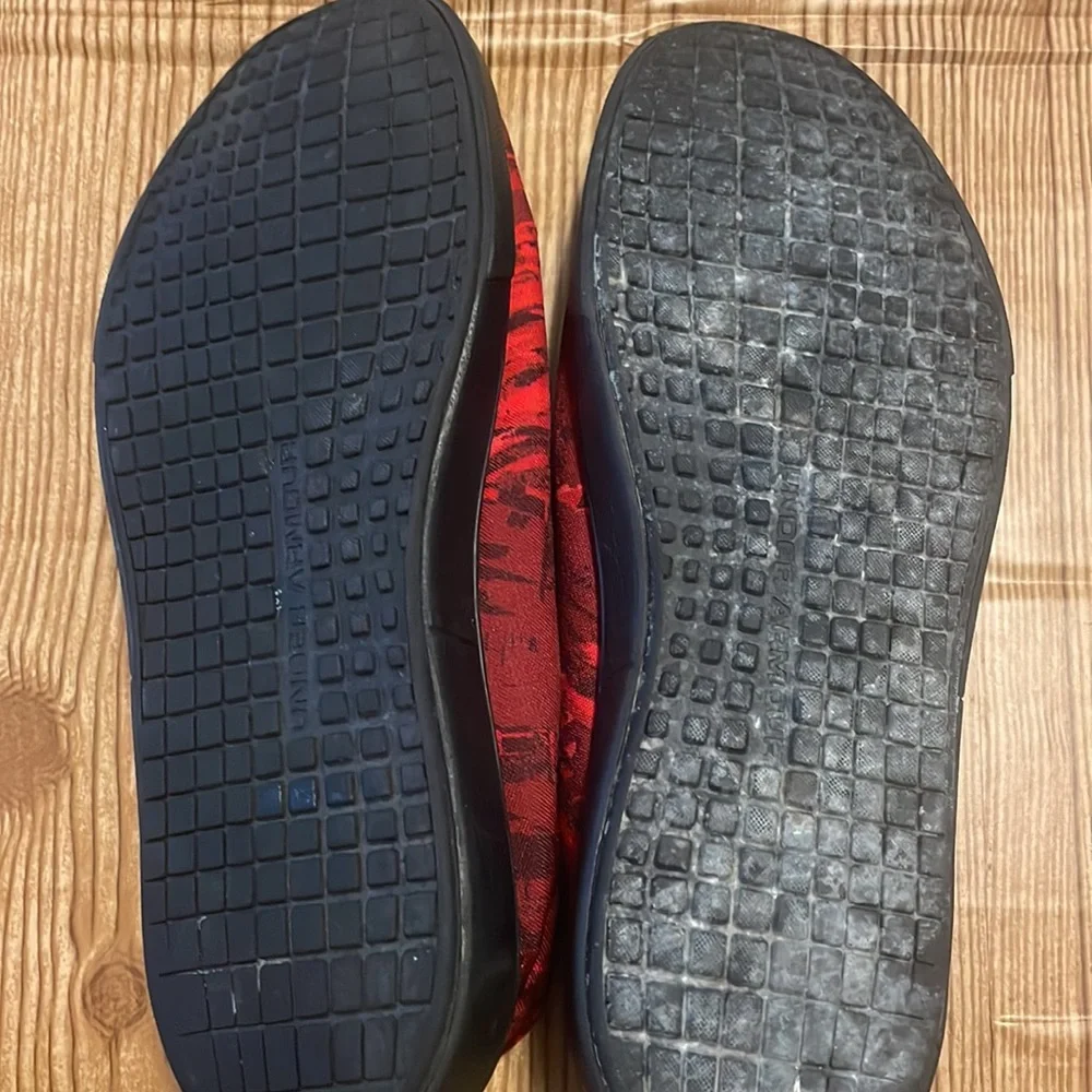 Boys Under Armour Casual Shoes - Picture 2 of 5